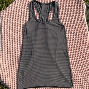 Lululemon Swiftly tank top. Size 4